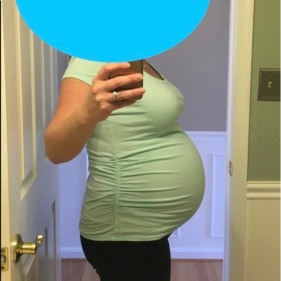 3 Maternity Tops - Picture 2 of 3